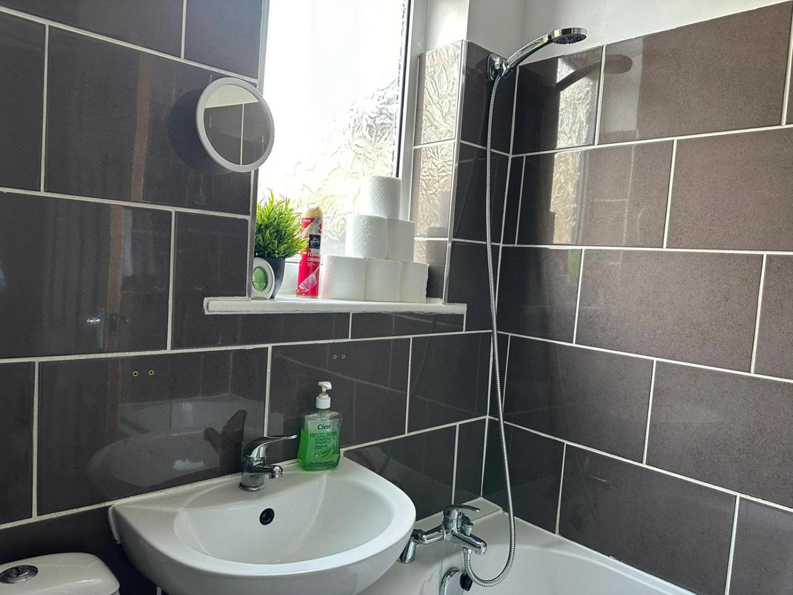 City Hideaway, Entire House Kingston upon Hull Eksteriør billede